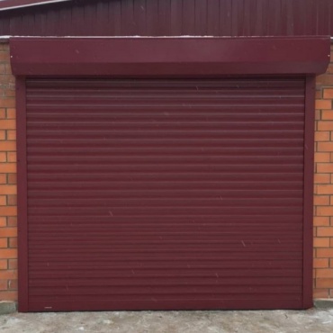 Секционные рулонные ворота для гаража 2000x2100